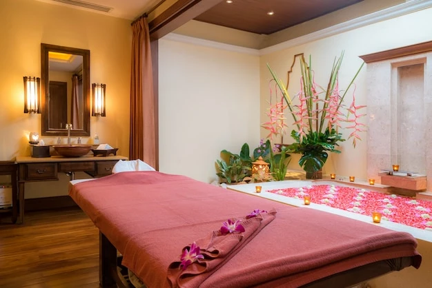Six hand therapy at Avyra Thai Spa